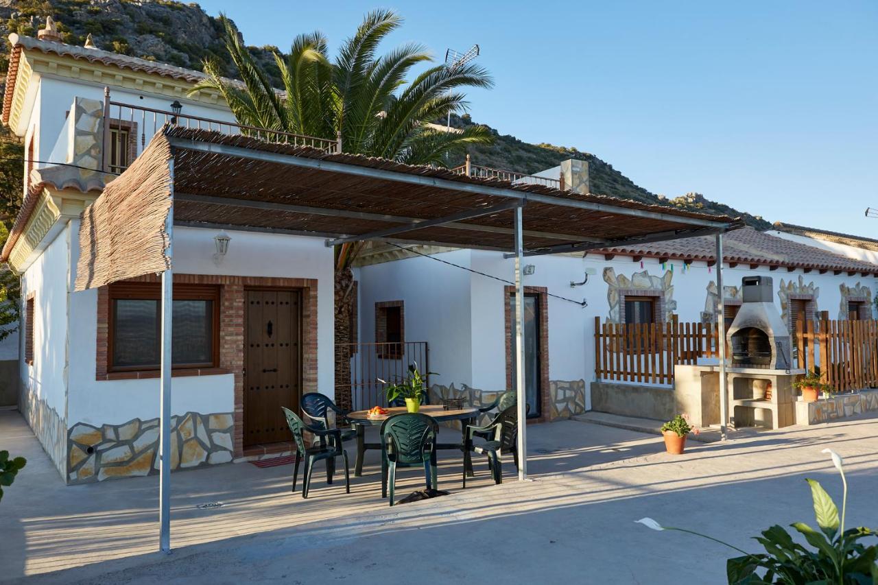 فيلا Casa Carrillo Iznájar المظهر الخارجي الصورة